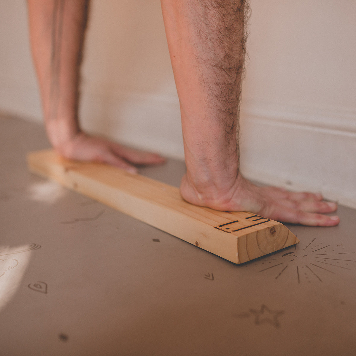 Slanting Plank Hand Stand